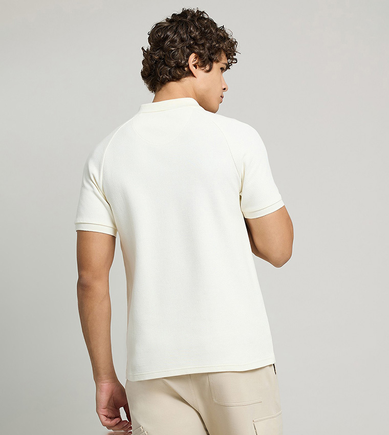 تيشيرت بولو كم قصير