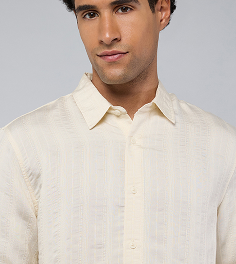 Textured Shirt with Classic Collar and Long Sleeves