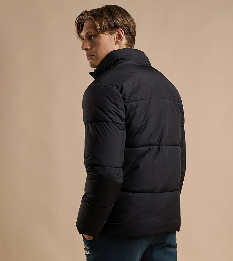 جاكيت بفر مبطن بسحاب