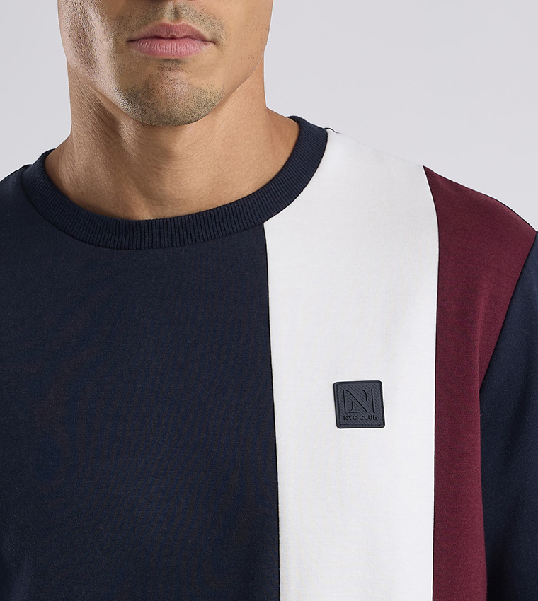 Color Block Sweatshirt with Crew Neck and Long Sleeves