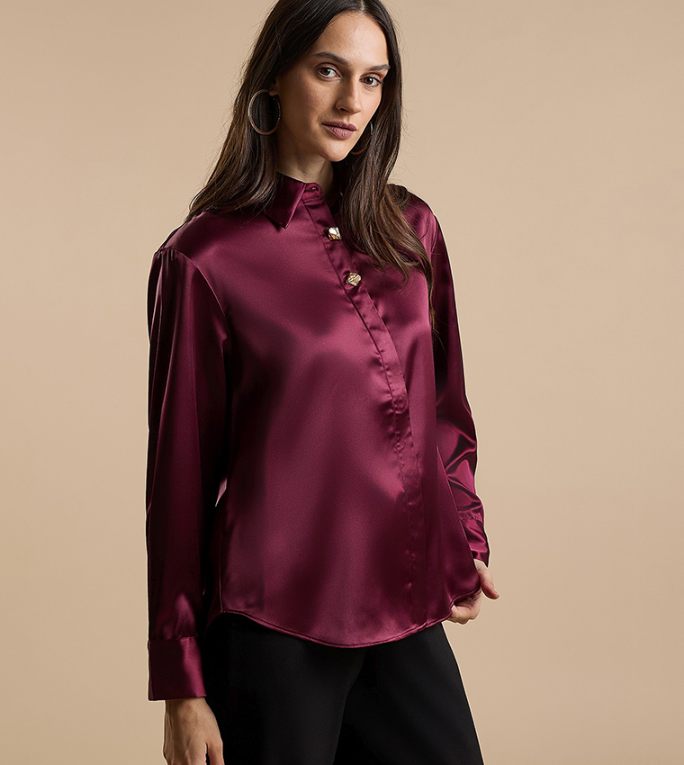 Solid Shirt with Classic Collar and Long Sleeves