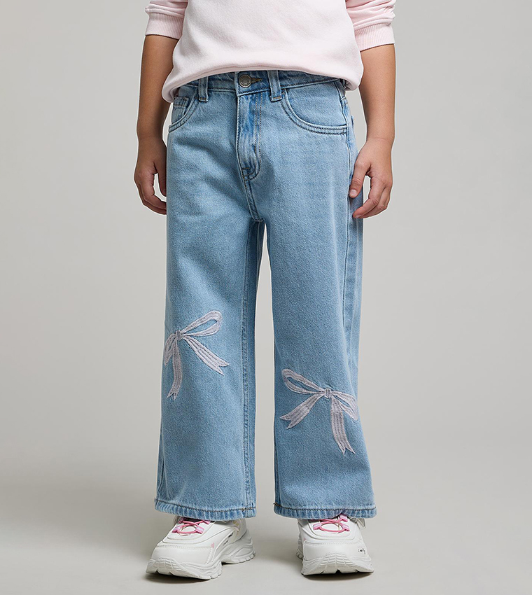 Bow Embroidered Loose Fit Jeans with Button Closure