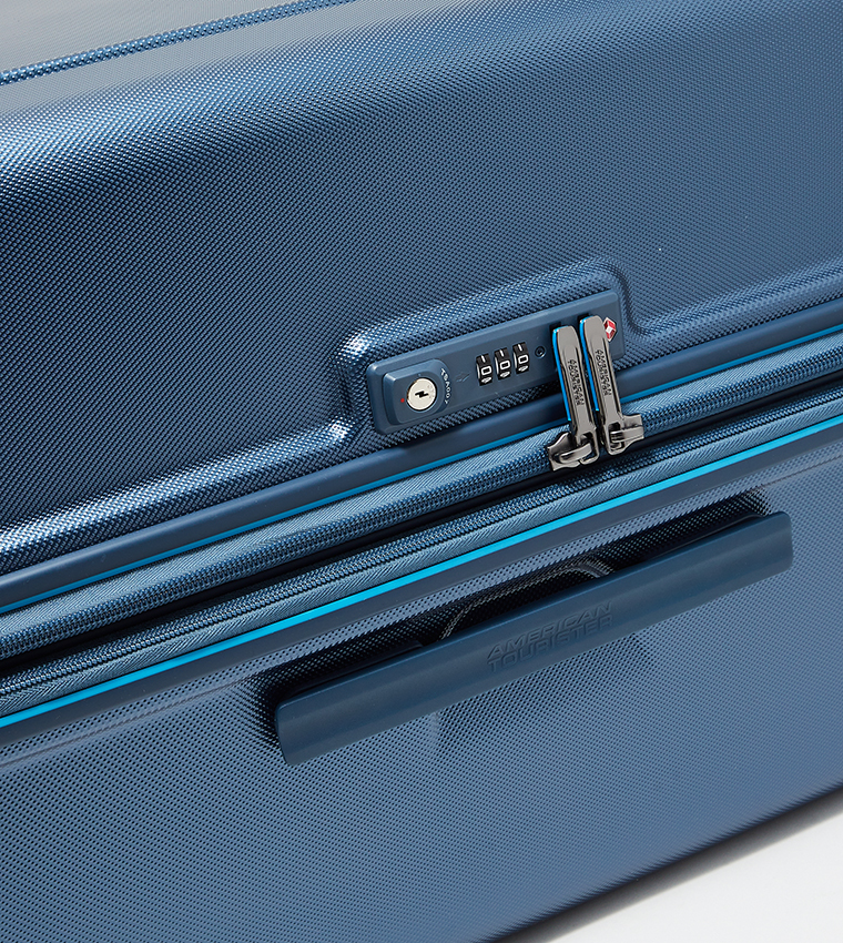 TECHNUM NEXT Spinner Hard Trolley Bag, 33 kg