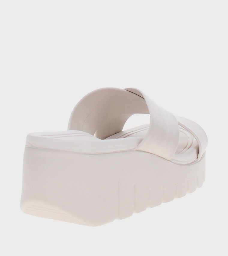 صندل ويدج كريس كروس 