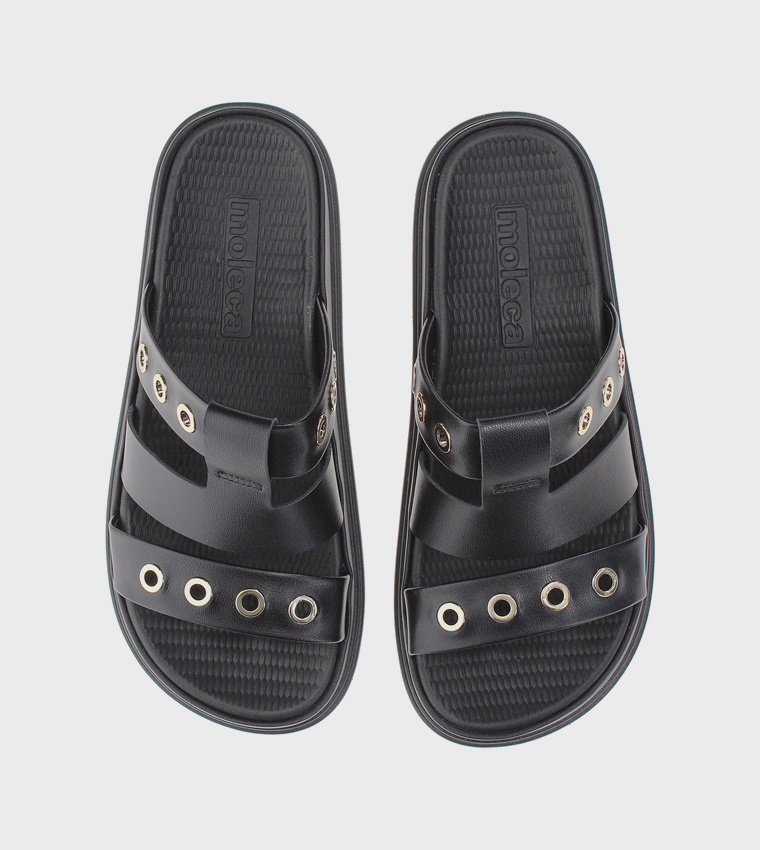 صندل كاجوال بمقدمة مفتوحة 