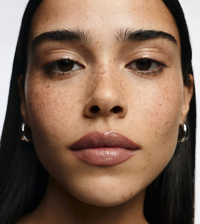 Glazed Lips Liquid Lipstick SPF 50+, Milk Chocolate 94