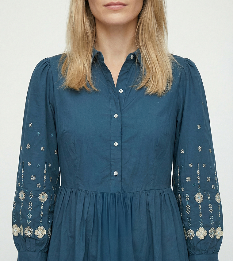Embroidered Balloon Sleeves Midi Dress