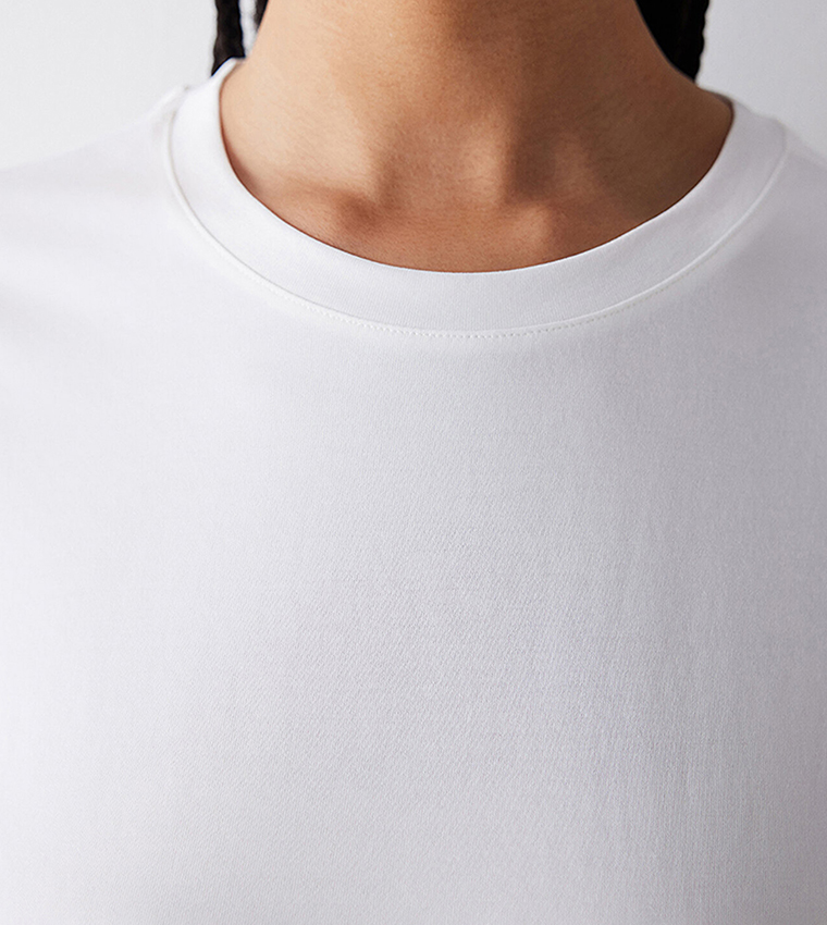 بنتي  تيشيرتات  كم قصير  - أبيض Short Sleeve T-Shirts