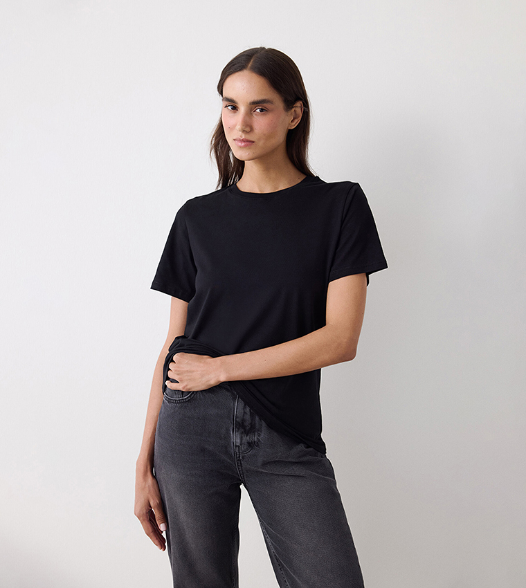 Solid Crew Neck T-Shirt