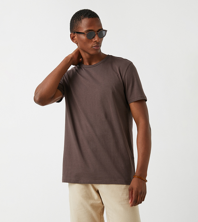 Solid Crew Neck T-Shirt