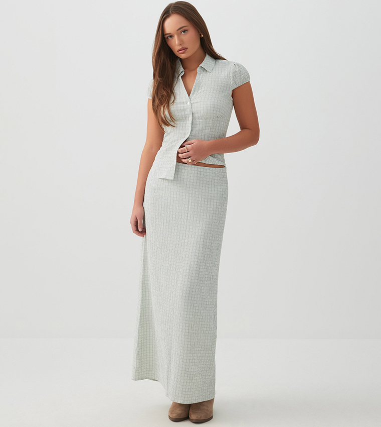 Checkered Elastic Waist Maxi Skirt