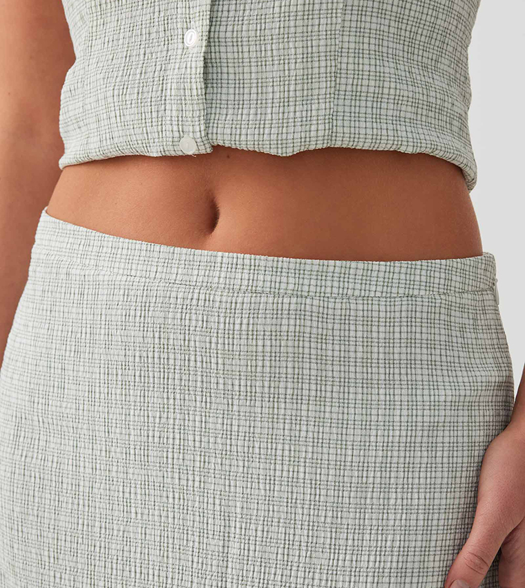 Checkered Elastic Waist Maxi Skirt