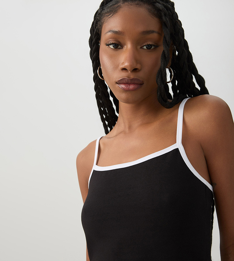اردين  توبات قصيرة - أسود Cropped Tops