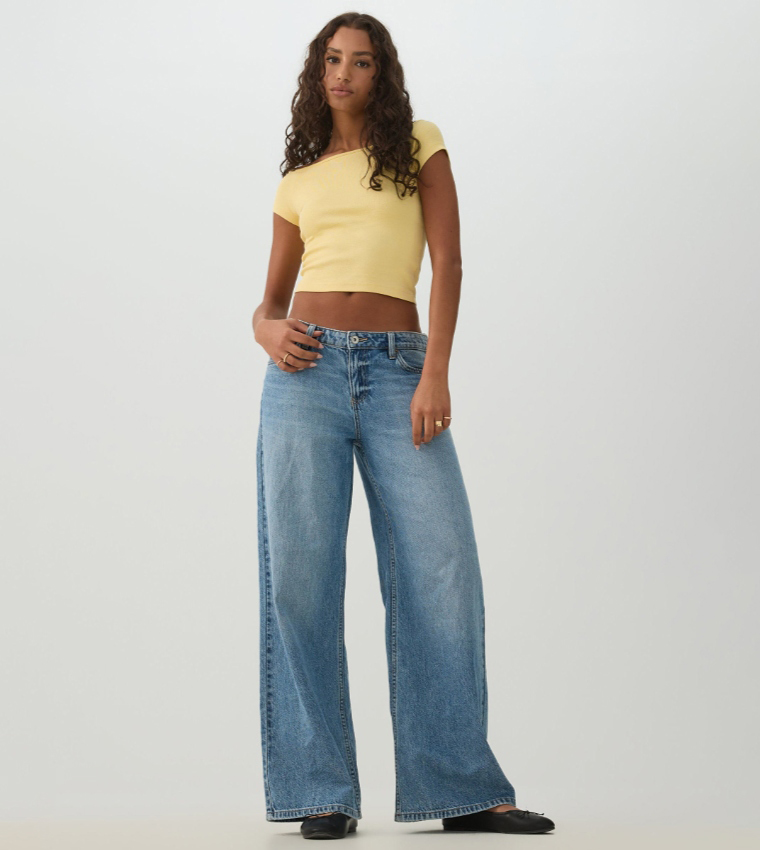 Solid Boat Neck Cropped Top