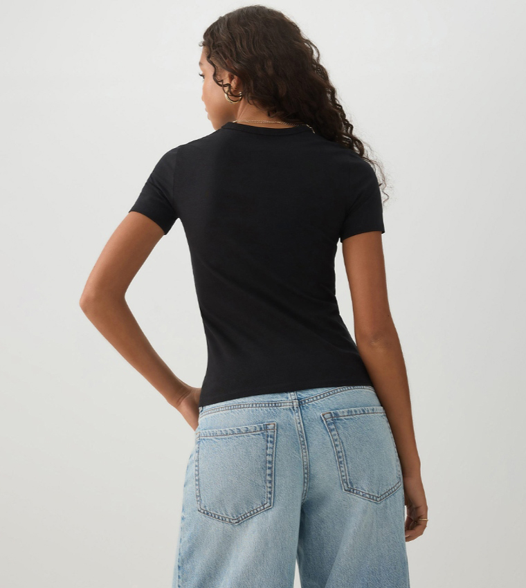 BASICORE™ Solid Cropped T-Shirt