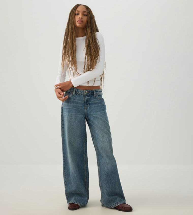 The Off-Duty Fit Low Rise Wide Leg Jeans