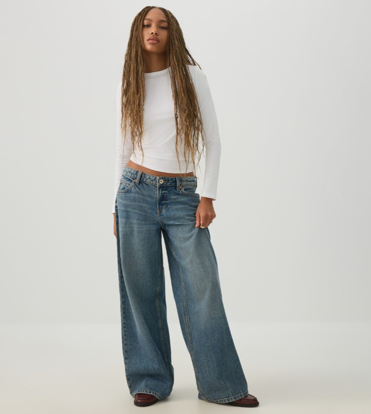 Ardene  Long Sleeve T-Shirts - White Long Sleeve T-Shirts