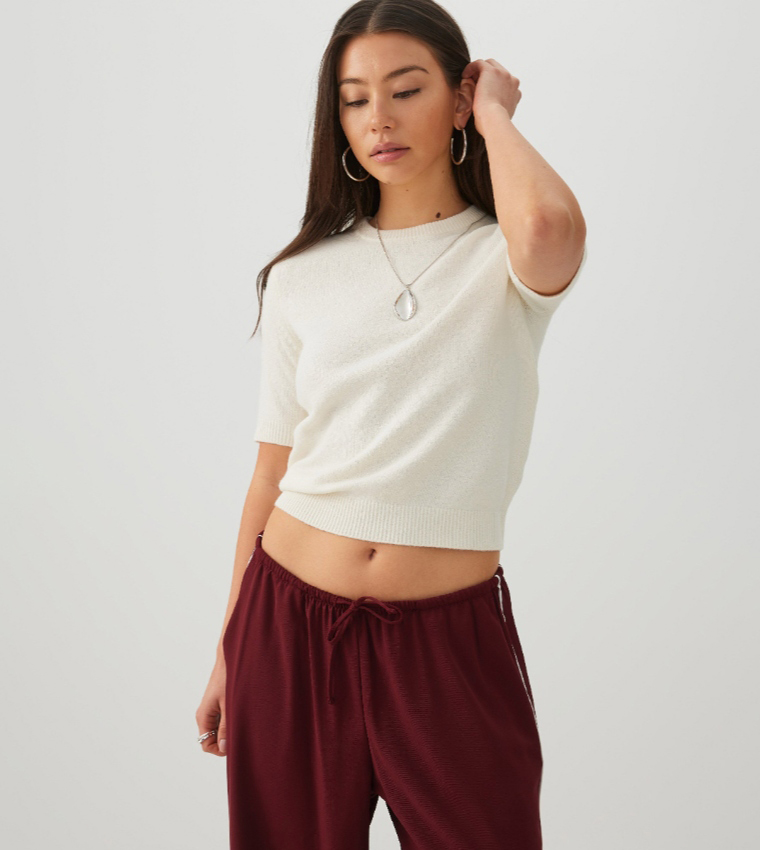 Solid Crew Neck Cropped Sweater