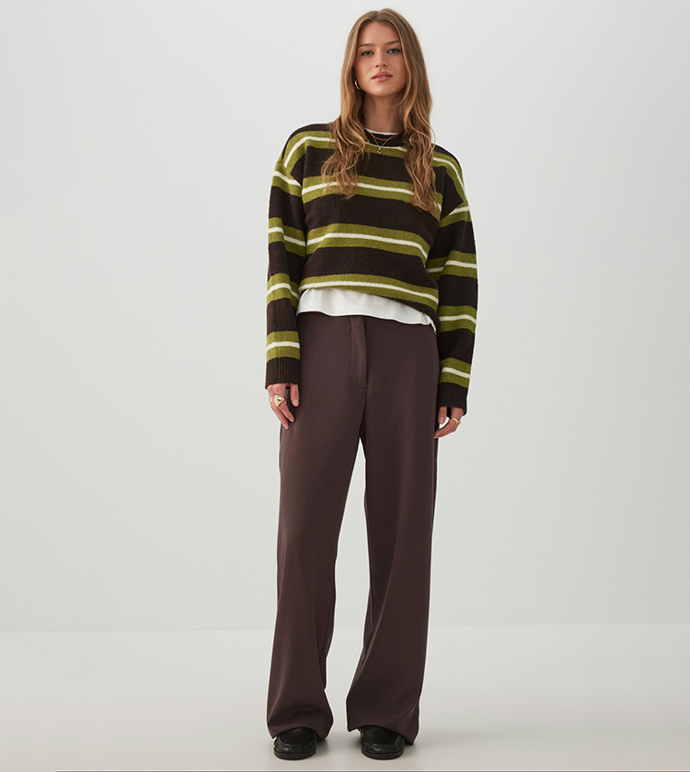 Solid Mid Rise Wide Leg Trousers