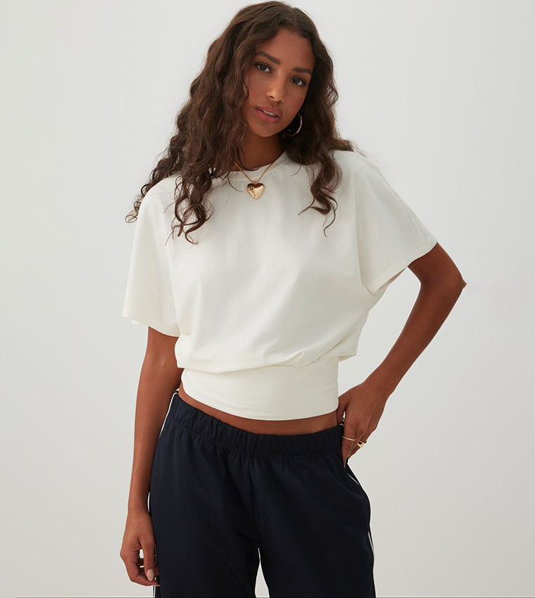 اردين  توبات قصيرة - كريمي  Cropped Tops