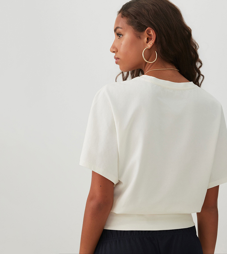 اردين  توبات قصيرة - كريمي  Cropped Tops