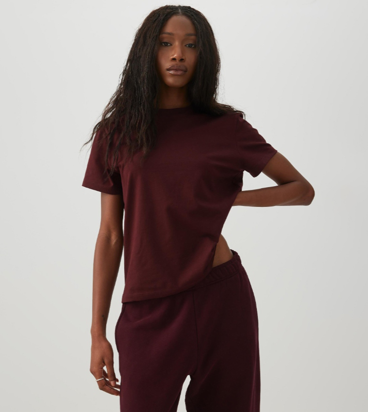 اردين  تيشيرتات  كم قصير  - بني محمر  Short Sleeve T-Shirts