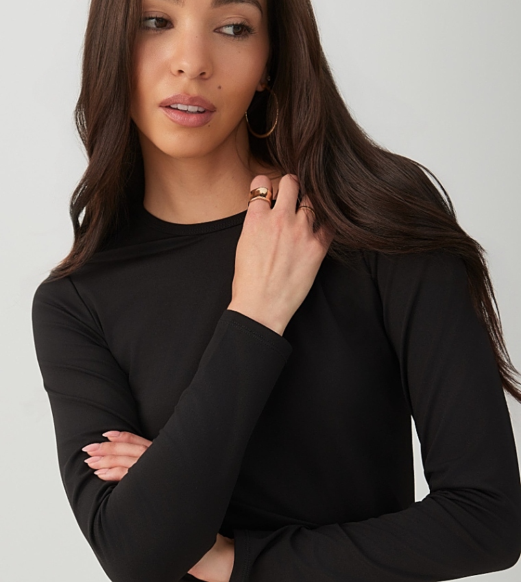 Solid Long Sleeves Cropped T-Shirt