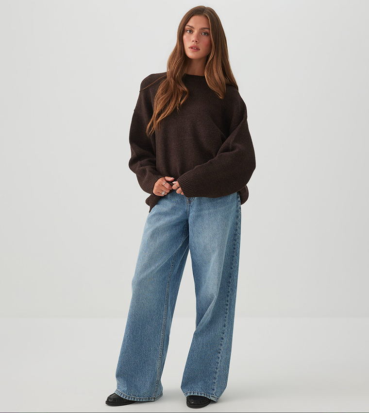 MODERAKNIT™ Solid Crew Neck Oversized Sweater