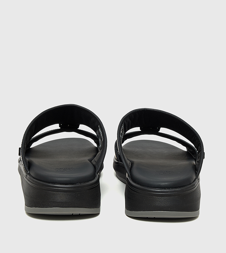 AL MAZYOON Textured Arabic Sandals