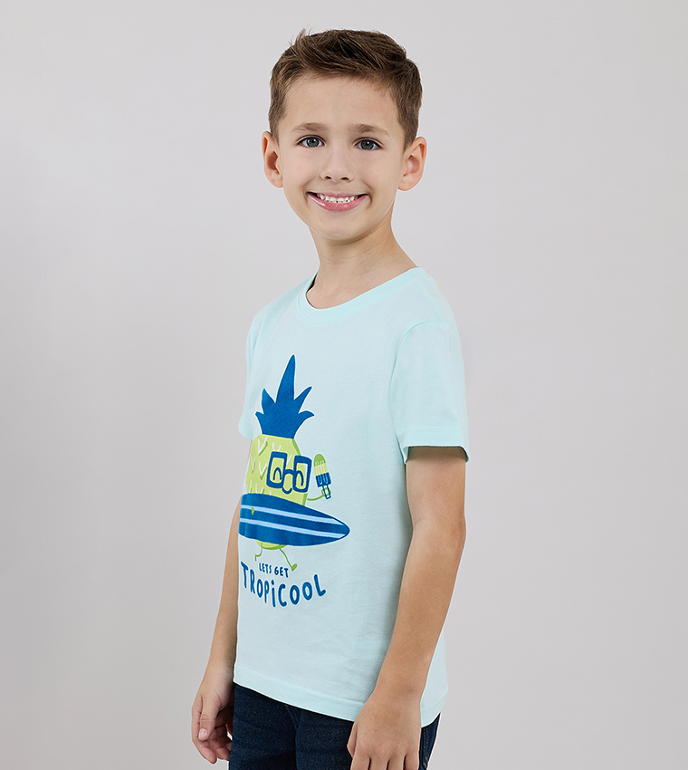 تيشيرت كم قصير بقبة مستديرة بطبعة