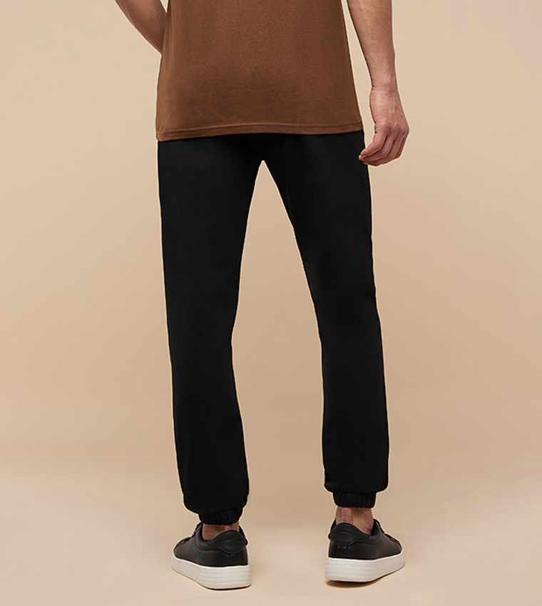 بنطلون سادة ضيق 