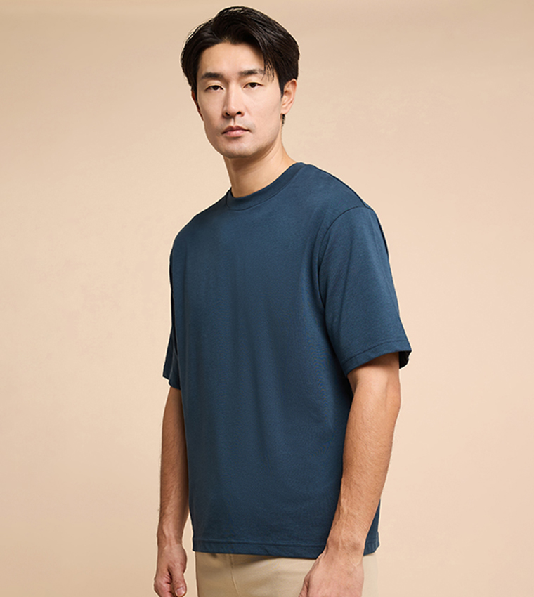 Solid T-Shirt with Crew Neck and Short Sleeves