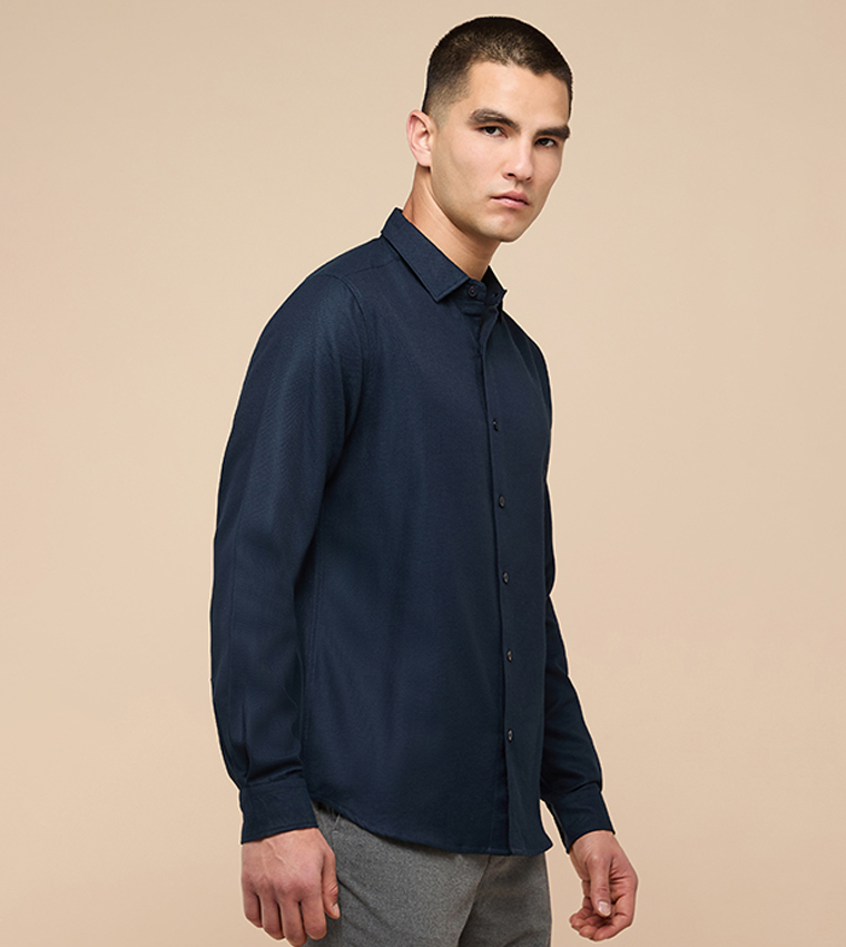 قميص سادة كم طويل بقبة كلاسيك 