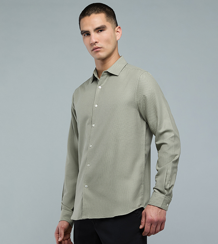 قميص سادة كم طويل بقبة كلاسيك 