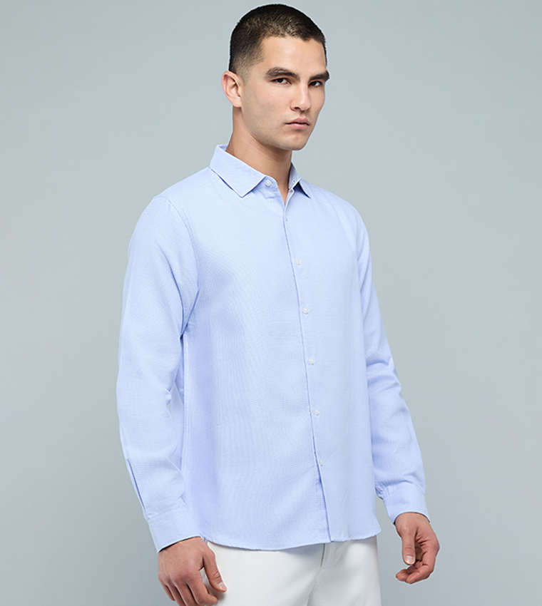 قميص سادة كم طويل بقبة كلاسيك 