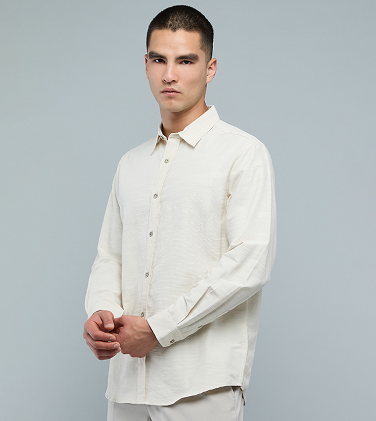 Solid Shirt with Classic Collar and Long Sleeves