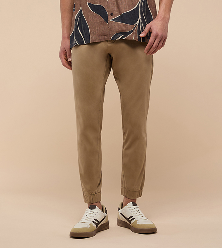 جوغر سادة برباط على الخصر