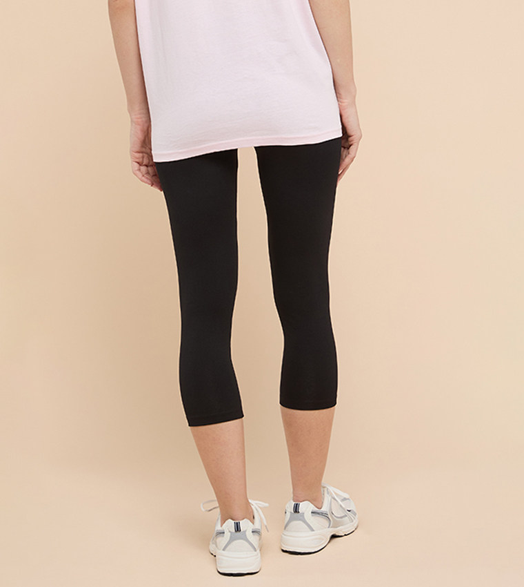 Solid 3/4 Leggings with Elastic Waist