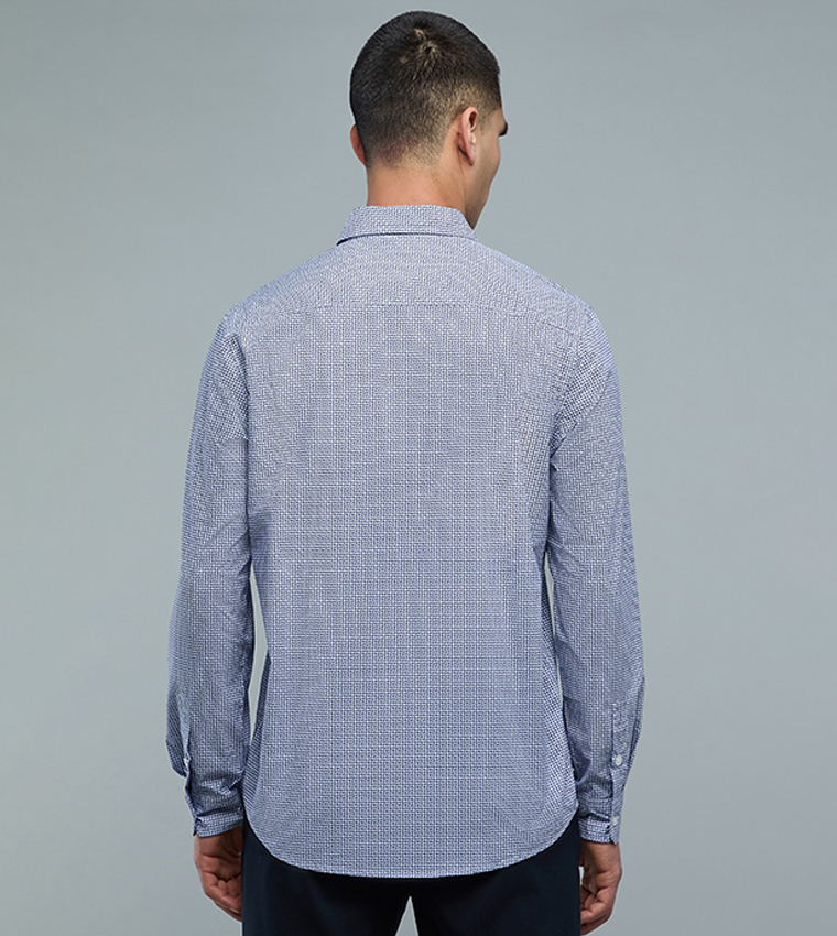 Solid Shirt with Classic Collar and Long Sleeves