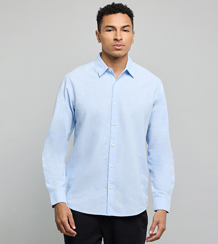 Solid Shirt with Classic Collar and Long Sleeves