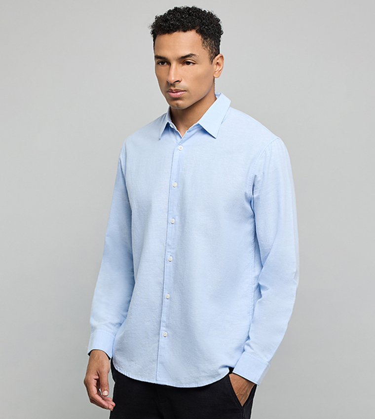 Solid Shirt with Classic Collar and Long Sleeves