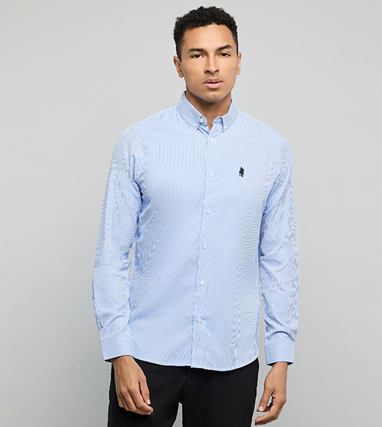 قميص مخطط كم طويل بقبة بأزرار