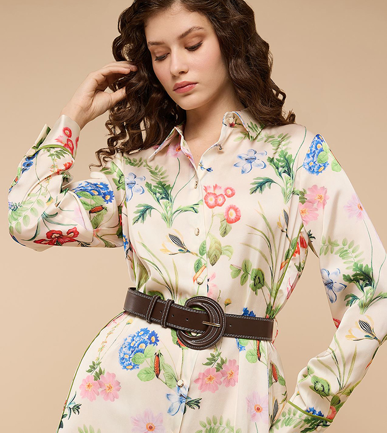 أر آند بي  فساتين تيشيرت - كريمي  Shirt & T-Shirt Dresses