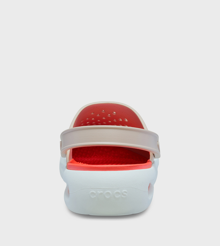 InMotion Clog
