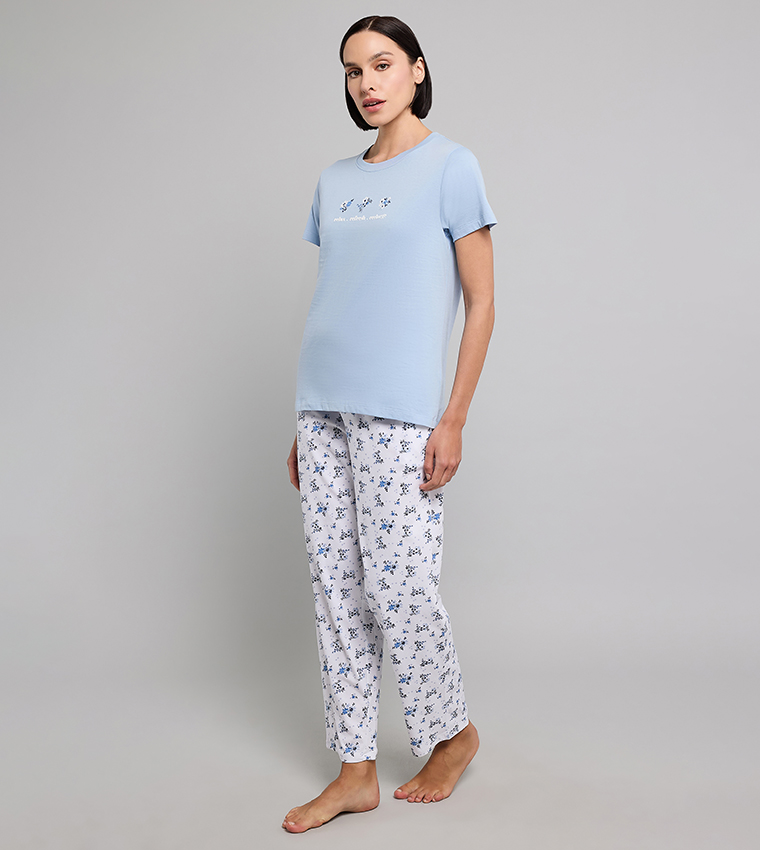 طقم بيجاما بطبعة