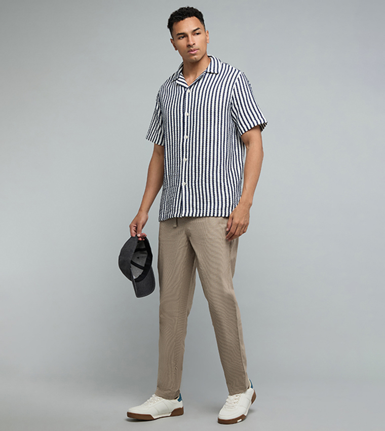 Solid Tapered Fit Pants with Drawstring Waist