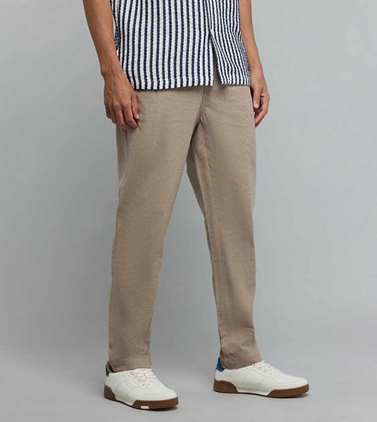 Solid Tapered Fit Pants with Drawstring Waist