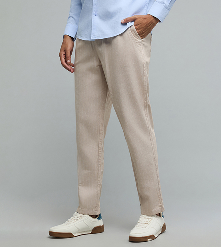 Solid Tapered Fit Pants with Drawstring Waist