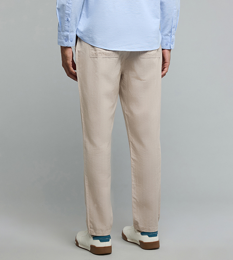 Solid Tapered Fit Pants with Drawstring Waist