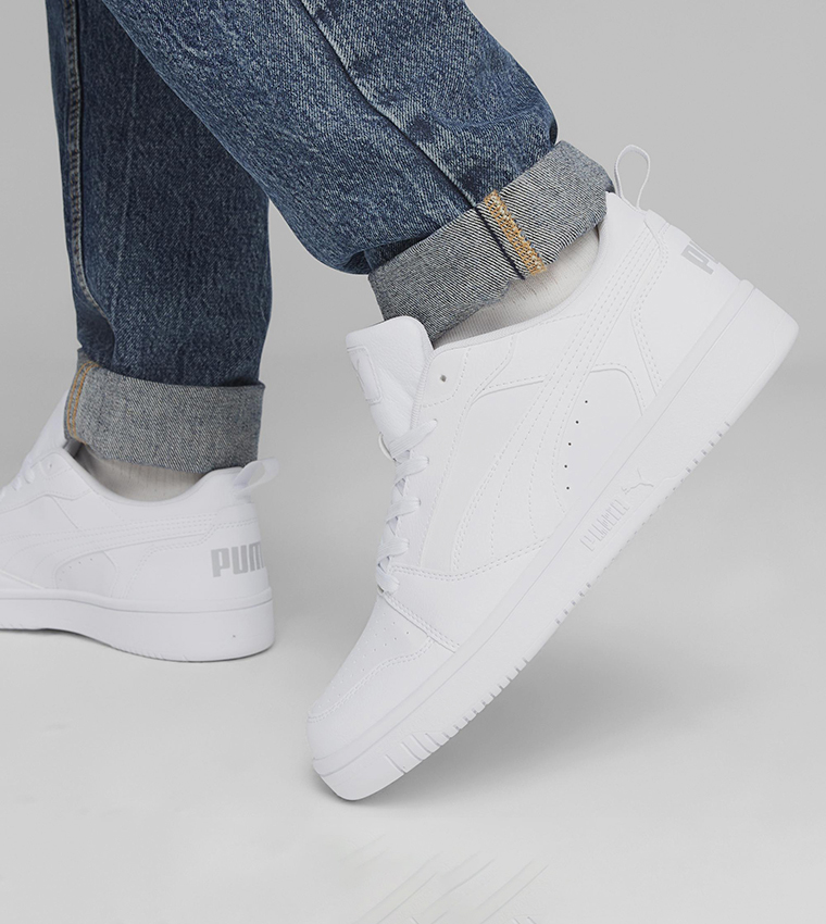 Puma  Low Top - White Running Shoes